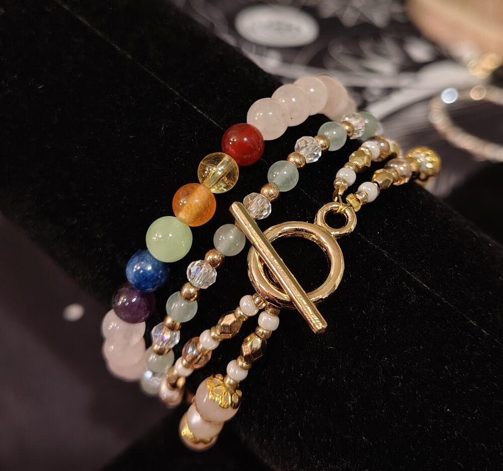 New 3 Piece All 7 Inch Bracelet Rainbow, Jade, Rose Quarz Love Bracelet